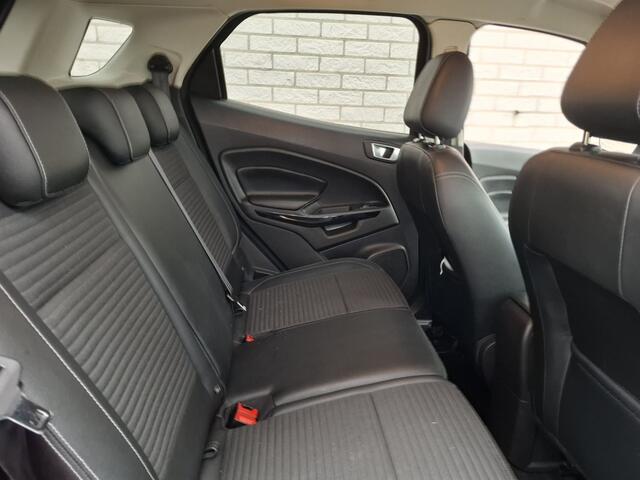 Ford ECOSPORT 1.0 EB Titanium Navi/Cruise/PDC ?
