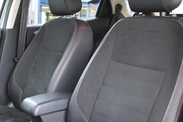 Ford ECOSPORT 1.0 EcoBoost ST-Line Black | Trekhaak | Navigatie | All Season