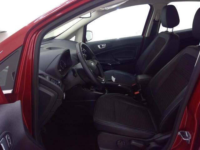 Ford ECOSPORT 125pk Titanium Navi Camera Trekhaak Winter Parking Dodehoek pack Dealeronderhouden