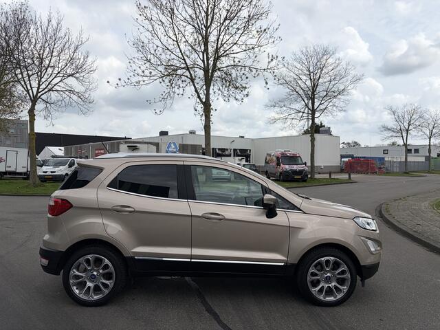 Ford ECOSPORT 1.0i EcoBoost Titanium 6-Bak 126 PK. Prachtige auto van de tweede eigenaar !!!