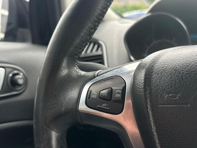 Ford ECOSPORT 1.0 EcoBoost Titanium, Airco, Bluetooth, PDC, NAP, Stoelverwarming