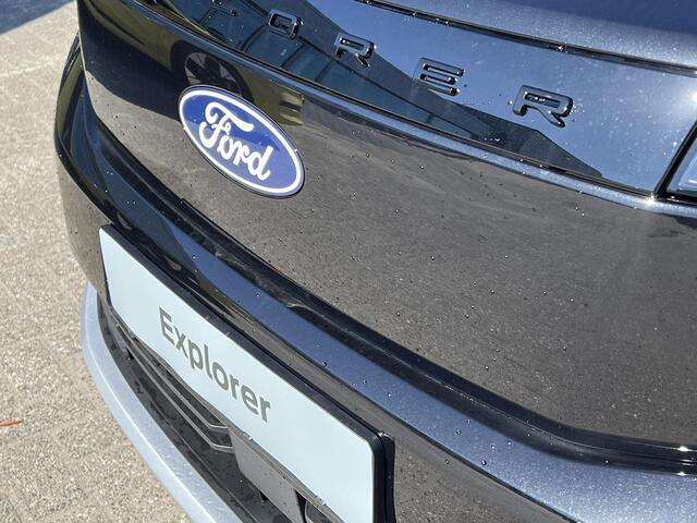 Ford EXPLORER Extended Range RWD 77 kWh | Adaptieve cruise control | Stuurwiel verwarming | stoelverwarming | Achteruitrijcamera
