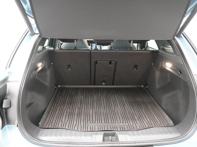 Ford EXPLORER Premium Extended Range RWD 77 kWh | Elek. Trekhaak | Pano | Adapt. Cruise | Stoel- stuur verwarm. | HUD | Elek. a Klep | Elek. stoel |