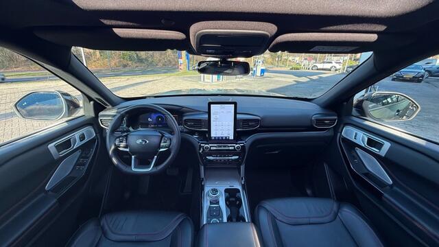 Ford EXPLORER 3.0 V6 EB PHEV ST-LINE / ARMY EDITION / 20inch