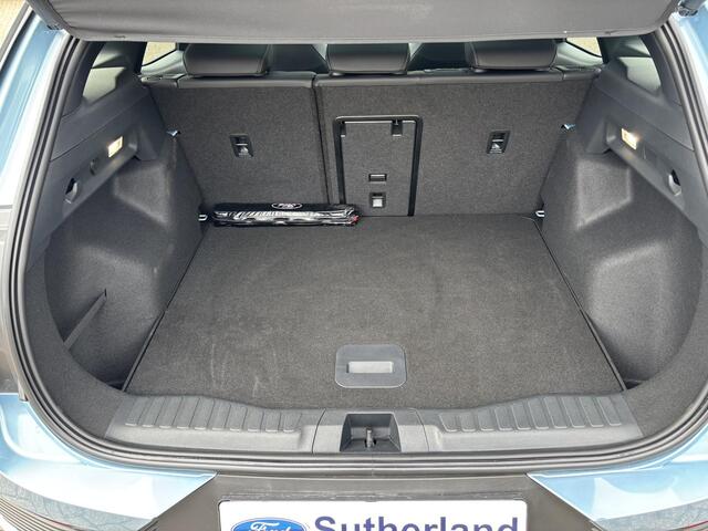 Ford EXPLORER Premium Extended Range AWD 79 kWh 340pk! | Vierwielaandrijving | Panoramadak | 360 graden camera | Head up Display