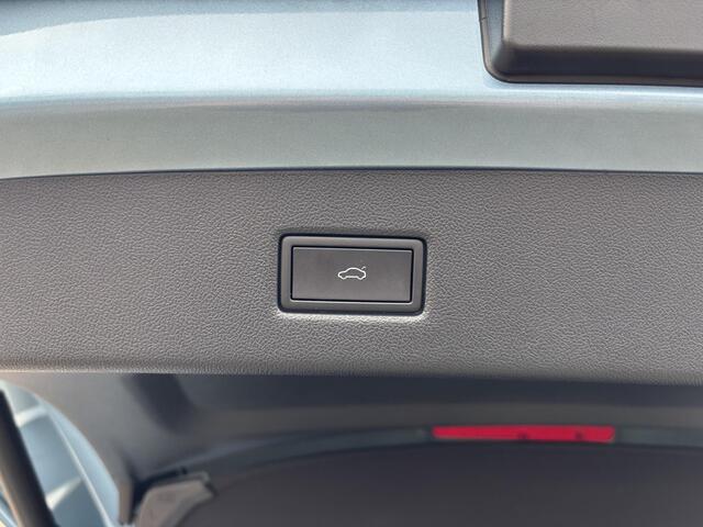 Ford EXPLORER Premium Extended Range AWD 79 kWh 340pk! | Vierwielaandrijving | Panoramadak | 360 graden camera | Head up Display