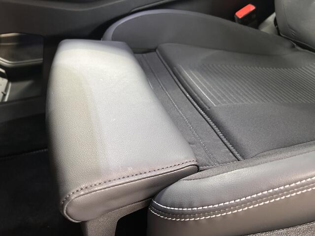 Ford EXPLORER Extended Range RWD 286 pk 77 kWh | Elek. Trekhaak | El. verst. AGR stoelen | Warmtepomp | Adaptieve cruise | Stoel- stuur verwarm. | HUD | Elek. Klep |