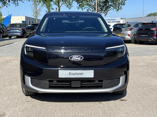 Ford EXPLORER Extended Range RWD 77 kWh Ford Voorraad | Adaptieve cruise control | Stuurwiel verwarming | stoelverwarming | Achteruitrijcamera