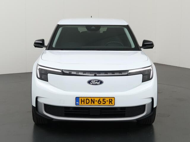 Ford EXPLORER Extended Range RWD 77 kWh | Trekhaak | Head Up | 360 Camera | Cruise Control Adaptief | Elektrische Kofferklep | Navigatie |