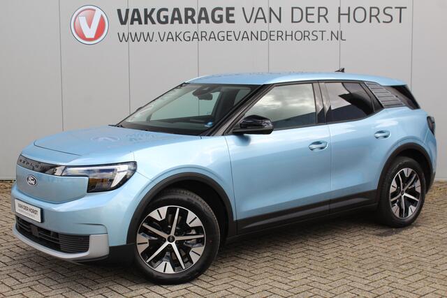 Ford EXPLORER Extended Range AWD 79 kWh-250kW. Vierwielaandrijving ! Fabrieksgarantie t/m 24-10-2029 ! Slechts 9.600km ! Autm. airco, HUD, stoel-en stuurwiel verw., elektr. achterklep, side- en lane assist, navigatie, telefoonvoorb. etc.