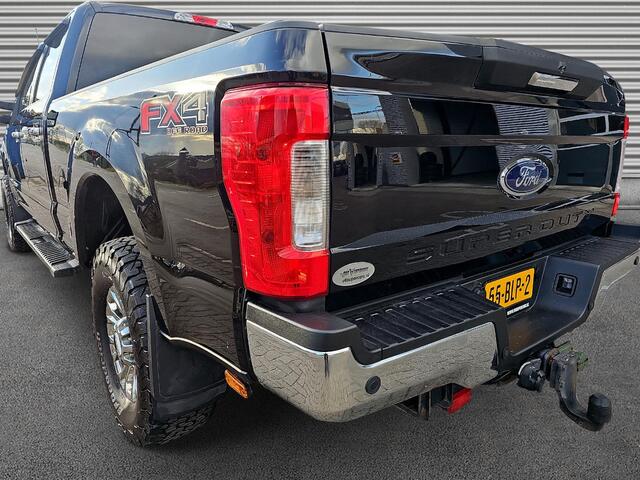 Ford F-250 CREW CAB 6.7L V8 2017 F250
