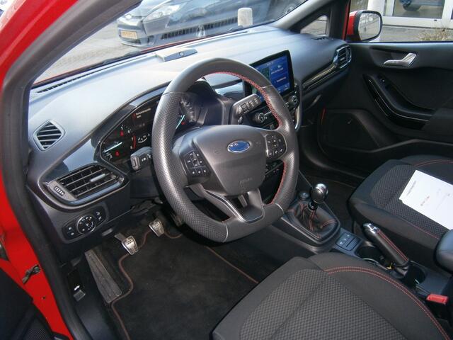 Ford FIESTA 1.0 EcoB. ST-Line X, Navi, Winterpack, Key-less, B&O audio.