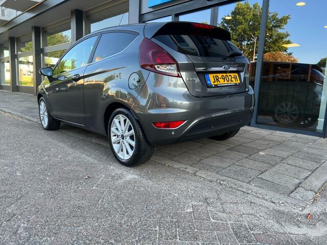 Ford FIESTA 1.0 ECOB. TITANIUM