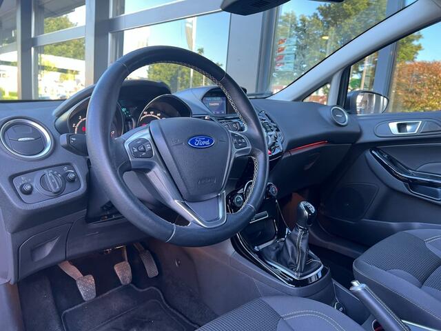 Ford FIESTA 1.0 ECOB. TITANIUM