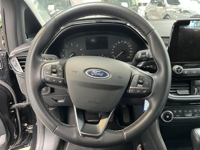 Ford FIESTA EcoBoost Hybrid 125pk Titanium | AUTOMAAT | Adapt. Cruise | LED | Park. Sens. A | LED | Climate