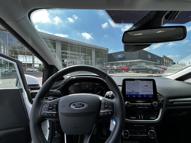 Ford FIESTA EcoBoost 95PK Titanium | Winter pack | Dodehoek detectie | Adapt. Cruise | Camera achter |