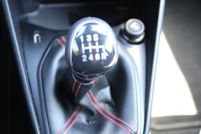 Ford FIESTA 1.0 EcoBoost ST-Line WINTER PACK | ADAPTIEVE CRUISE | CAMERA