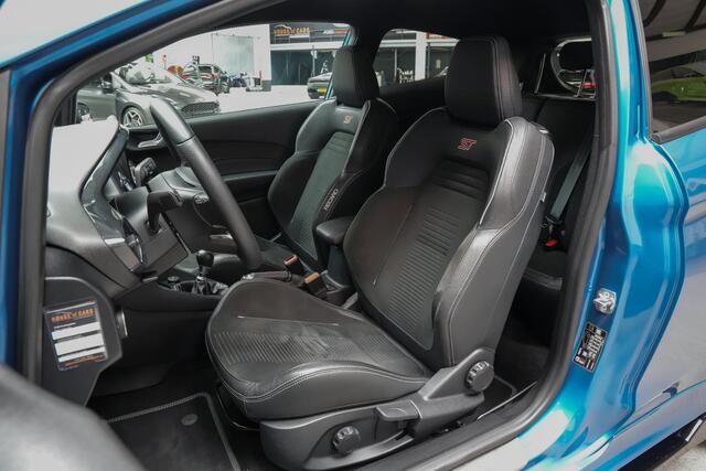 Ford FIESTA 1.5 200pk PERFORMANCE PACK |full options|performance pakket|launch control|panoramadak|Maxton|B&O|winterpakket|camera|