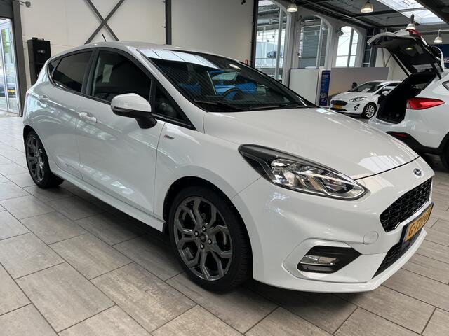 Ford FIESTA EcoBoost 100PK ST-Line | Cruise | B&O | Voorruitverwarming | Keyless Start | Navi | Apple/Android CarPlay |