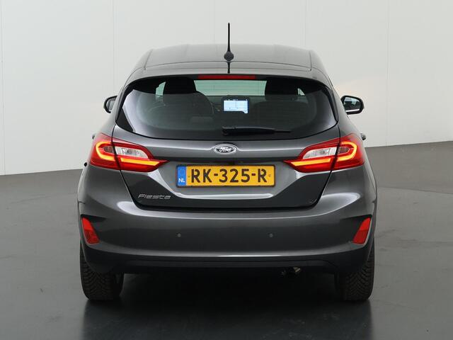 Ford FIESTA 1.0 EcoBoost Titanium | Navigatie | B&O | Cruise Control Adaptief | Voorruitverwarming | DAB | Parkeersensoren |