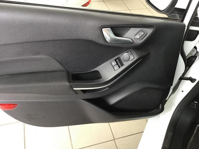 Ford FIESTA 1.0 EcoB. Titanium