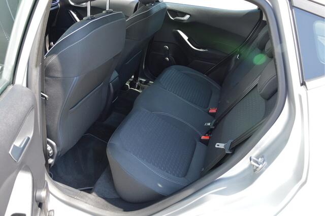 Ford FIESTA Titanium EcoBoost 100 pk | Navi | Camera | B&O geluidsysteem | Adaptieve Cruise