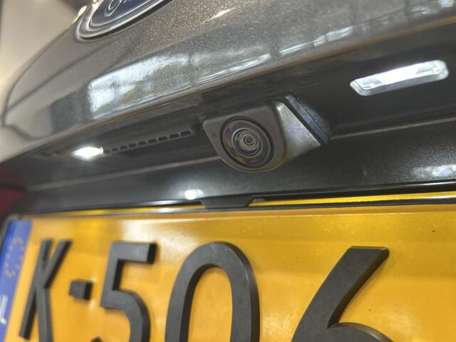Ford FIESTA EcoBoost Hybrid 125 pk ST-Line X | Winter Pack | Camera | Adapt. cruise | LED | B&O | Navi | Clima |