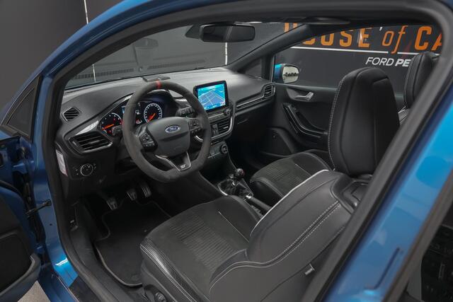 Ford FIESTA ST-3 1.5 245pk PERFORMANCE PACK |stage 1|verlagingsveren H&R|alcantara stuur|Sparco 18"|Maxton spoiler tip|launch control|sper differentieel|pano|B&O|