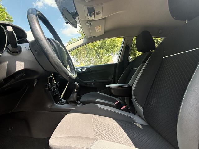 Ford FIESTA 1.25 Style | Navigatie | Cruise | Afn. Trekhaak