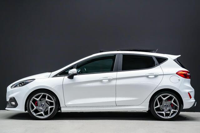 Ford FIESTA ST-3 1.5 200PK PERFORMANCE PACK |launch control|sper diff|pano|B&O|BLIS|Apple Carplay|parkeercamera|winterpack|keyless|18"|