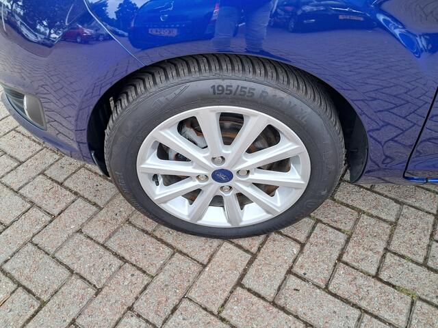 Ford FIESTA 1.0 EcoBoost Titanium!! | Clima | LM Velgen | Ndl auto! | RIJKLAARPRIJS INCL 12 MAANDEN GARANTIE EN BEURT