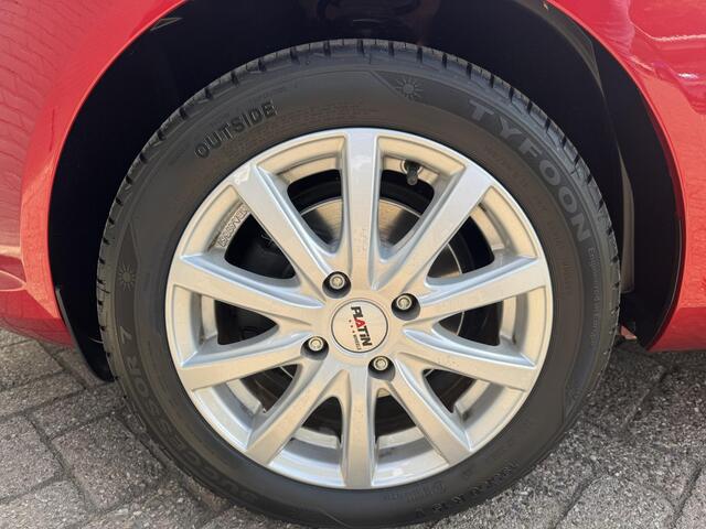 Ford FIESTA 1.0 EcoBoost Trend I INCL. ¤ 850,00 AFL.KOSTEN + BOVAG GARANTIE