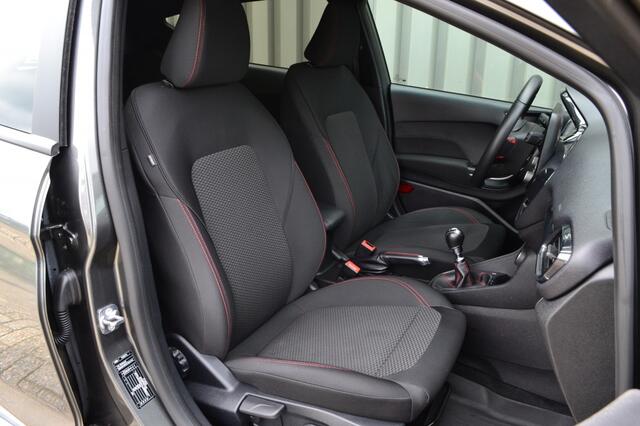 Ford FIESTA 1.0 EcoB. 140PK ST-Line Navi/Camera/LED