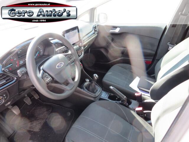 Ford FIESTA 1.1 Trend 5 drs scherm airco ,cruise control ,groot scherm