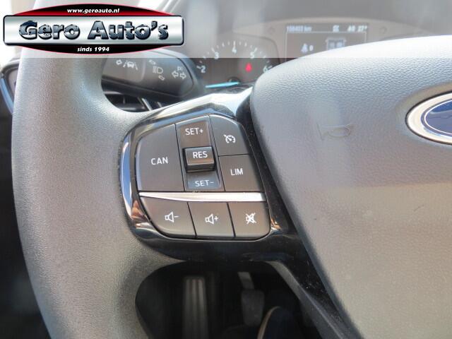 Ford FIESTA 1.1 Trend 5 drs scherm airco ,cruise control ,groot scherm