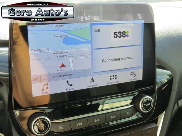 Ford FIESTA 1.1 Trend 5 drs scherm airco ,cruise control ,groot scherm
