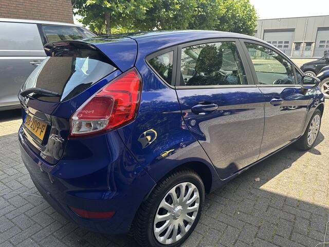 Ford FIESTA 1.0 Style Navi Airco NL auto Dealer Onderhouden !