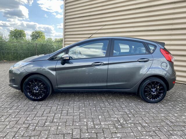 Ford FIESTA 1.0 Style Essential |5drs,LMV,Navi,Airco|