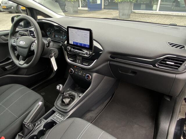 Ford FIESTA 1.0 94PK EcoBoost Connected Navi, PDC, LED, Rijklaar met beurt & garantie!