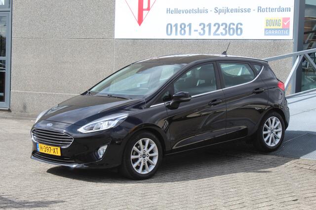 Ford FIESTA 1.0 EcoBoost Titanium Climate control/Cruise control/Apple carplay/Lane assist/Parkeersensoren/DAB/Bluetooth/16'' Lichtmetalen velgen.
