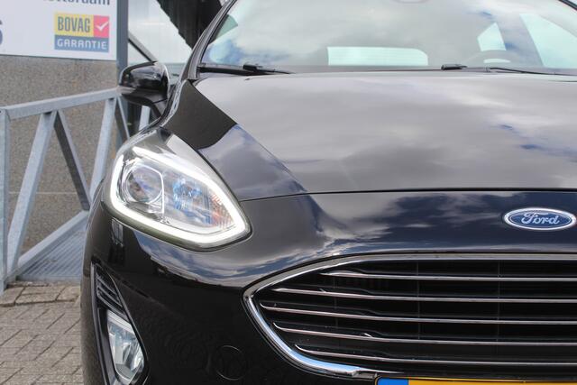 Ford FIESTA 1.0 EcoBoost Titanium Climate control/Cruise control/Apple carplay/Lane assist/Parkeersensoren/DAB/Bluetooth/16'' Lichtmetalen velgen.