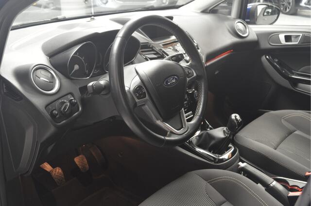 Ford FIESTA 1.0 EcoBoost Titanium // 121.000 km // CLIMA // CRUISE // PDC // NAVI // 101 PK //