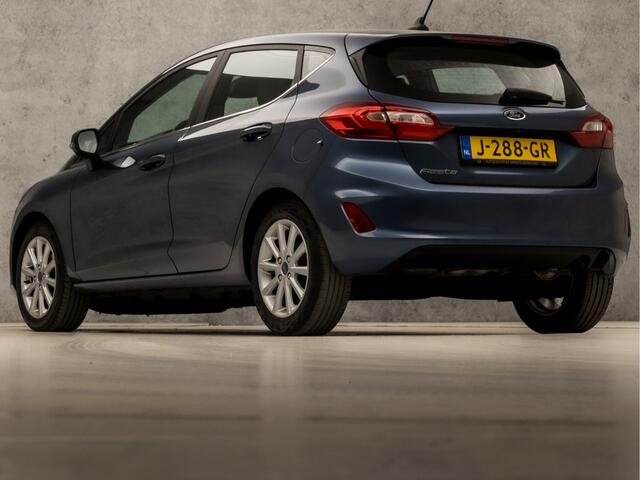 Ford FIESTA 1.0 EcoBoost Titanium Sport (APPLE CARPLAY, GROOT NAVI, STUUR/STOELVERWARMING, ADAPTIVE CRUISE, SPORTSTOELEN, KEYLESS, CAMERA, LM VELGEN, NIEUWSTAAT)