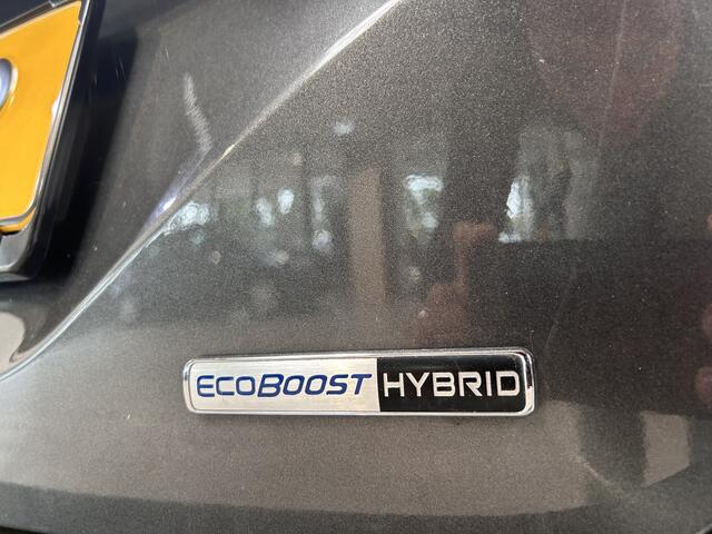 Ford FIESTA EcoBoost Hybrid 125 pk ST-Line | Winter Pack | LED | Apple Carpay | Cruise | 4 seiz. banden | 100% dealer onderh.