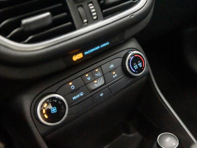 Ford FIESTA 1.1 Premium (APPLE CARPLAY, GROOT NAVI, LANE ASSIST, SPORTSTOELEN, PARKEERSENSOREN, CRUISE, NIEUWE APK, NIEUWSTAAT)