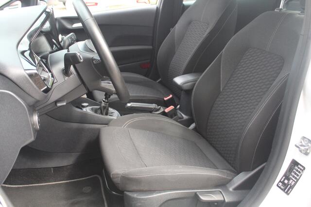 Ford FIESTA 1.0 EcoBoost Hybrid Titanium