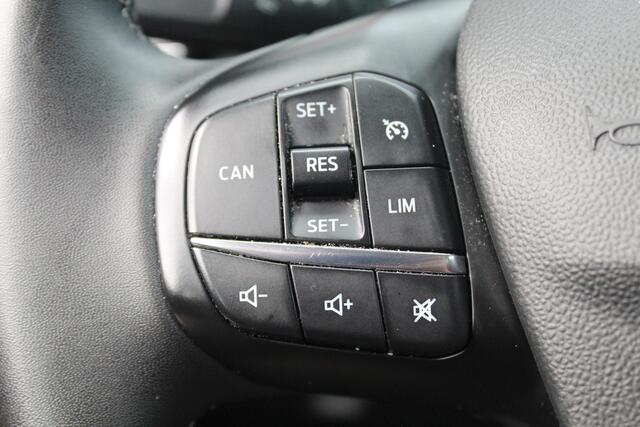 Ford FIESTA 1.0 EcoBoost Hybrid Titanium