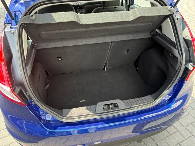 Ford FIESTA 1.0 Style Ultimate Cruise, Navi, PDC, All in prijs incl onderhoud