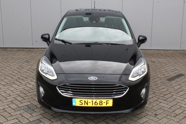 Ford FIESTA 1.0-100pk EcoBoost Titanium. Mooie en zuinige Ford Fiesta in de luxe Titanium uitvoering.