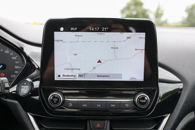 Ford FIESTA EcoBoost 100 pk Titanium ? Pano ? ACC ? B&O